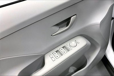 2026 Hyundai KONA SE FWD