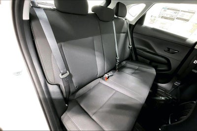 2026 Hyundai KONA SE FWD