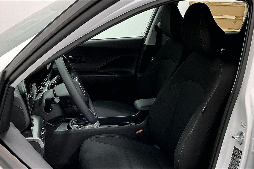 2026 Hyundai KONA SE FWD