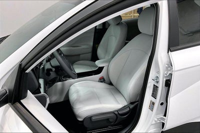 2026 Hyundai KONA SE FWD