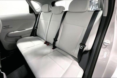 2026 Hyundai KONA SE FWD