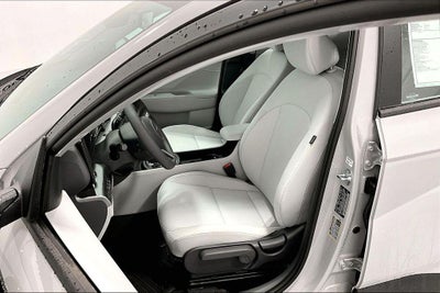 2026 Hyundai KONA SE FWD