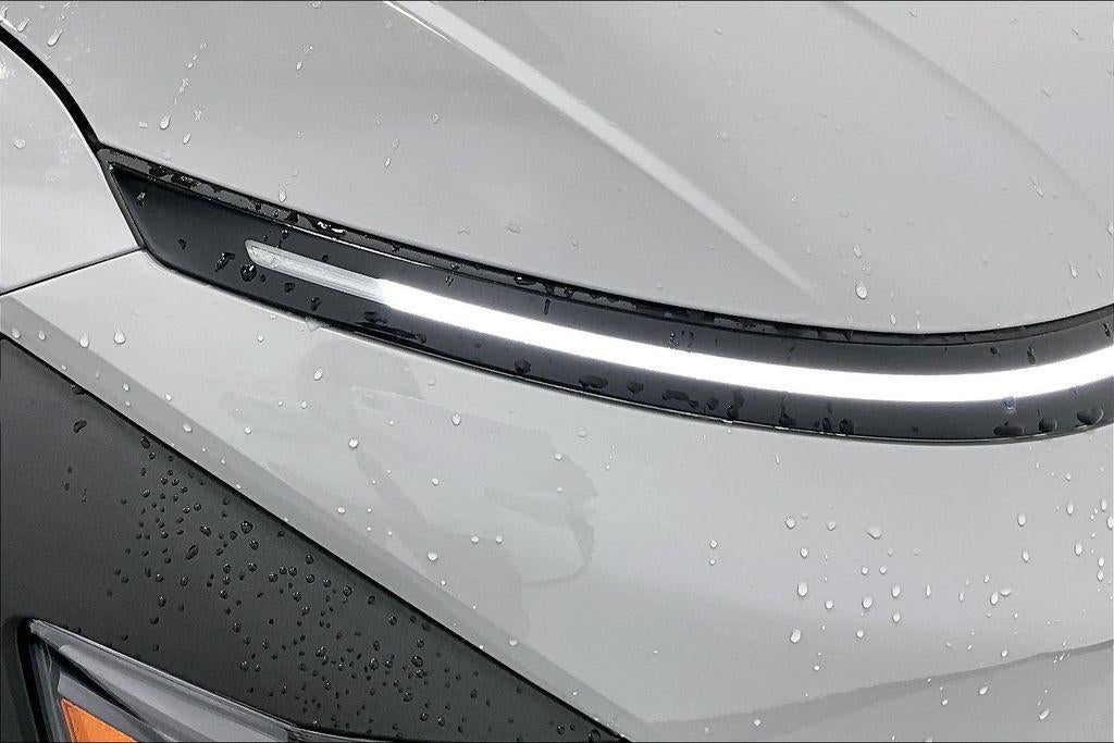 2026 Hyundai KONA SE FWD