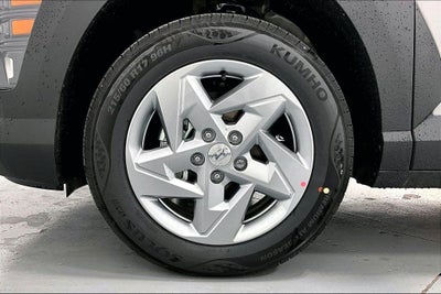 2026 Hyundai KONA SE FWD