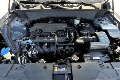 2025 Hyundai KONA SE