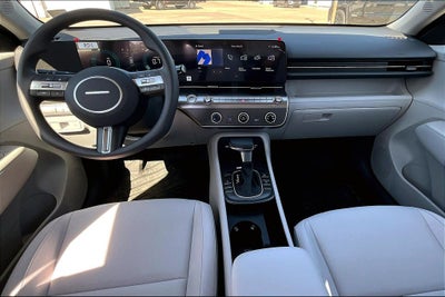 2025 Hyundai KONA SE