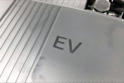 2024 Hyundai KONA ELECTRIC SE