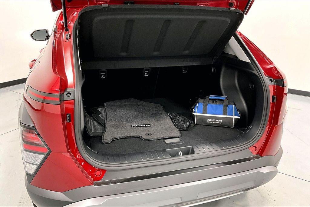 2026 Hyundai KONA SEL Premium FWD