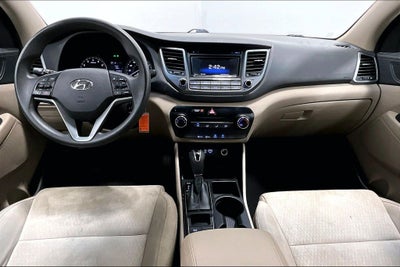 2017 Hyundai TUCSON SE