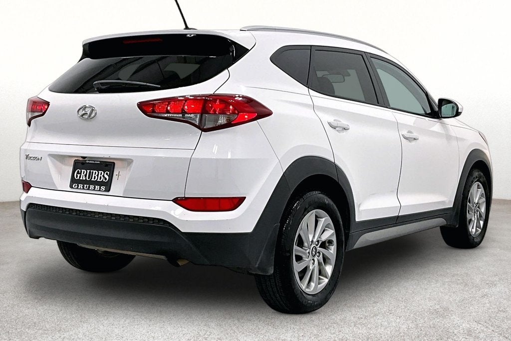2017 Hyundai TUCSON SE