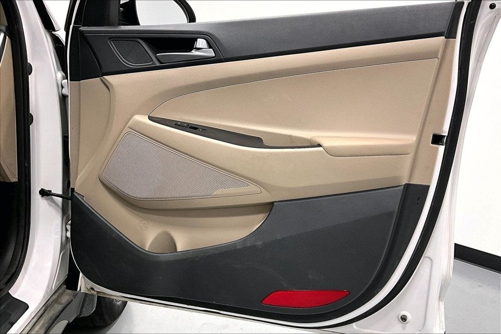 2017 Hyundai TUCSON SE