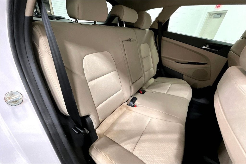 2017 Hyundai TUCSON SE