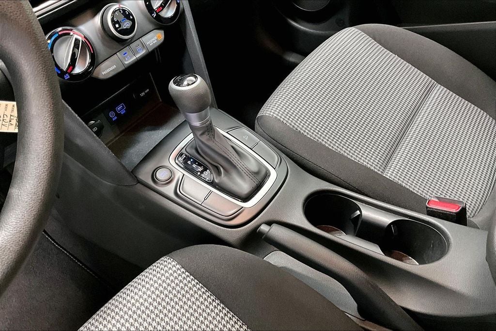 2021 Hyundai KONA SE