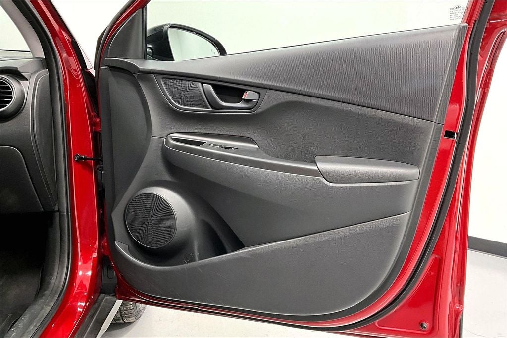 2021 Hyundai KONA SEL