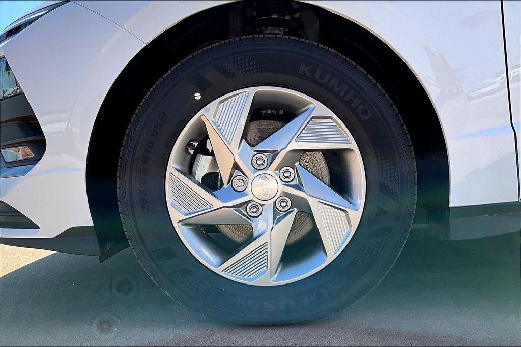 2025 Hyundai SONATA SE