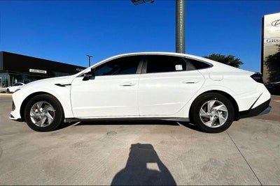 2025 Hyundai SONATA SE