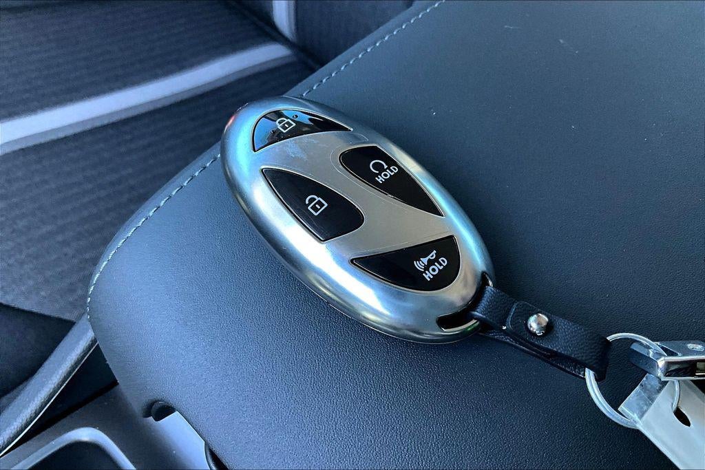 2025 Hyundai SONATA SE