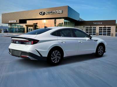 2026 Hyundai SONATA HYBRID Blue