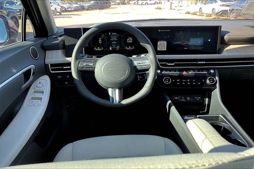 2025 Hyundai SONATA HYBRID SEL