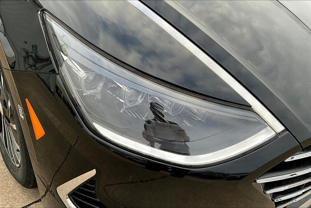 2022 Hyundai SONATA HYBRID Limited