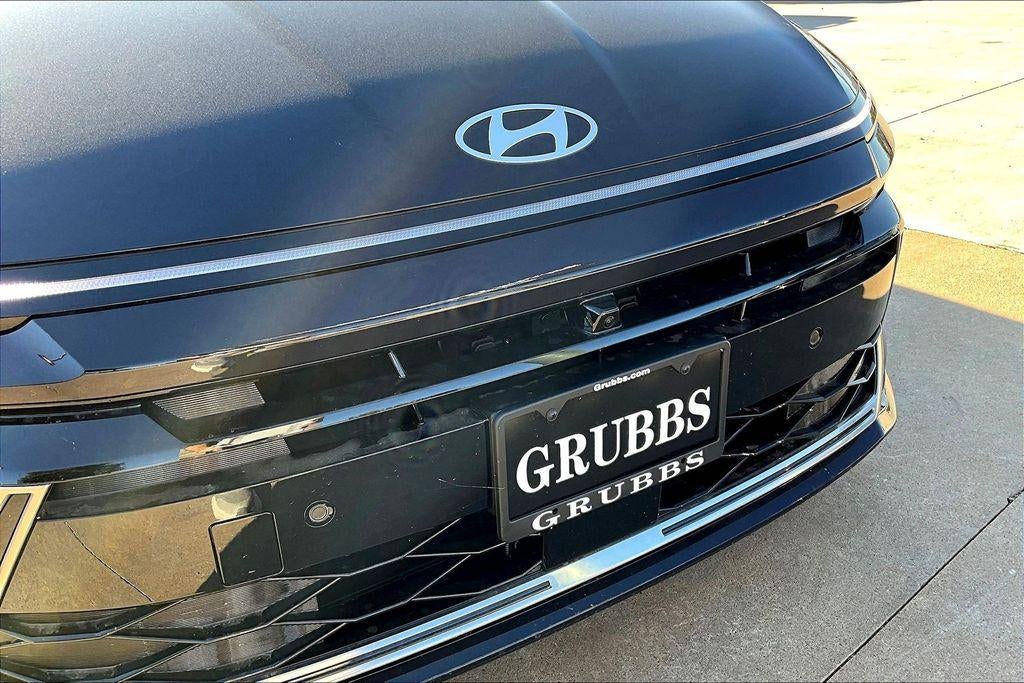 2025 Hyundai SONATA HYBRID Limited