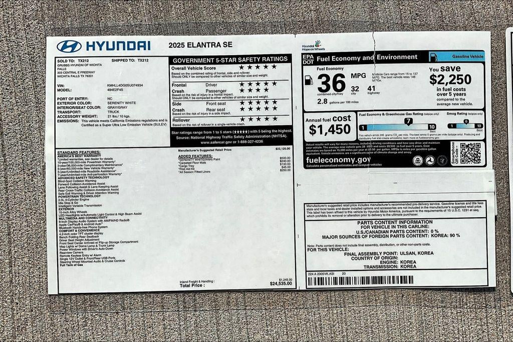 2025 Hyundai ELANTRA SE