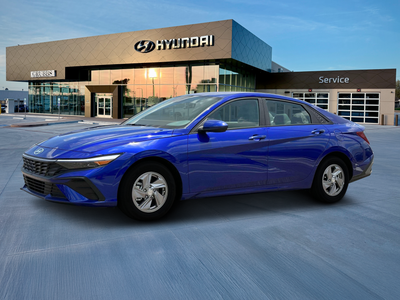2025 Hyundai ELANTRA SE