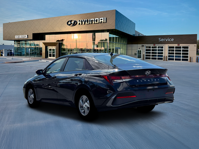 2026 Hyundai ELANTRA SE