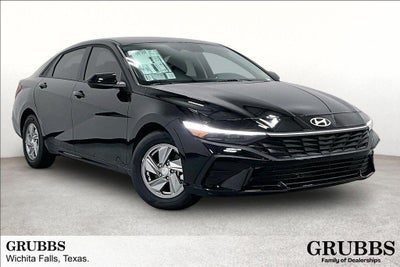 2026 Hyundai ELANTRA SE
