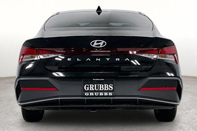 2026 Hyundai ELANTRA SE
