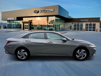 2026 Hyundai ELANTRA Limited