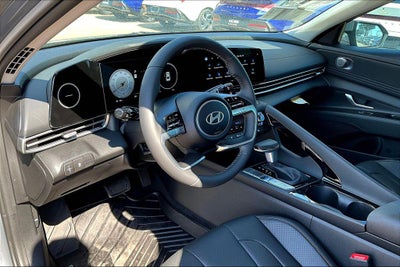 2025 Hyundai ELANTRA Limited