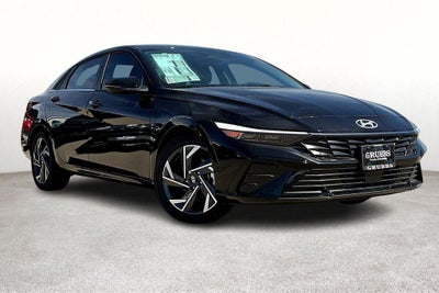 2025 Hyundai ELANTRA Limited