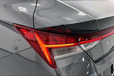 2025 Hyundai ELANTRA SEL Convenience