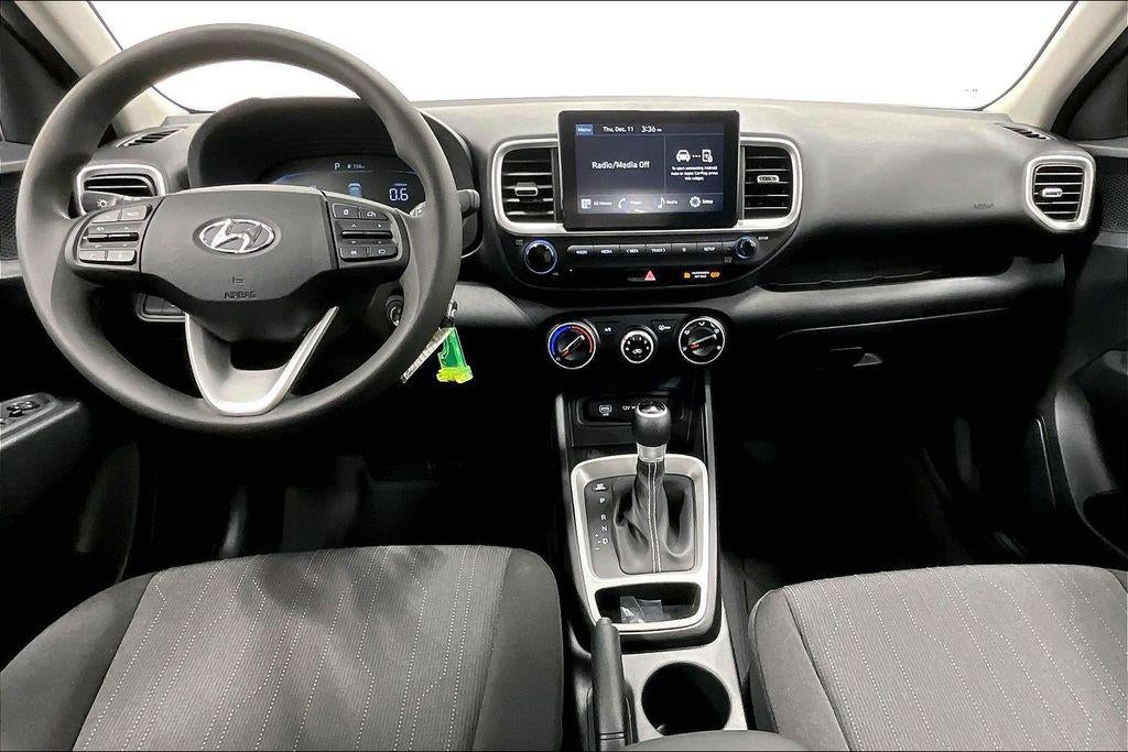 2026 Hyundai VENUE SE