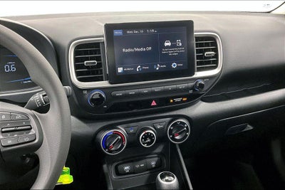 2026 Hyundai VENUE SE