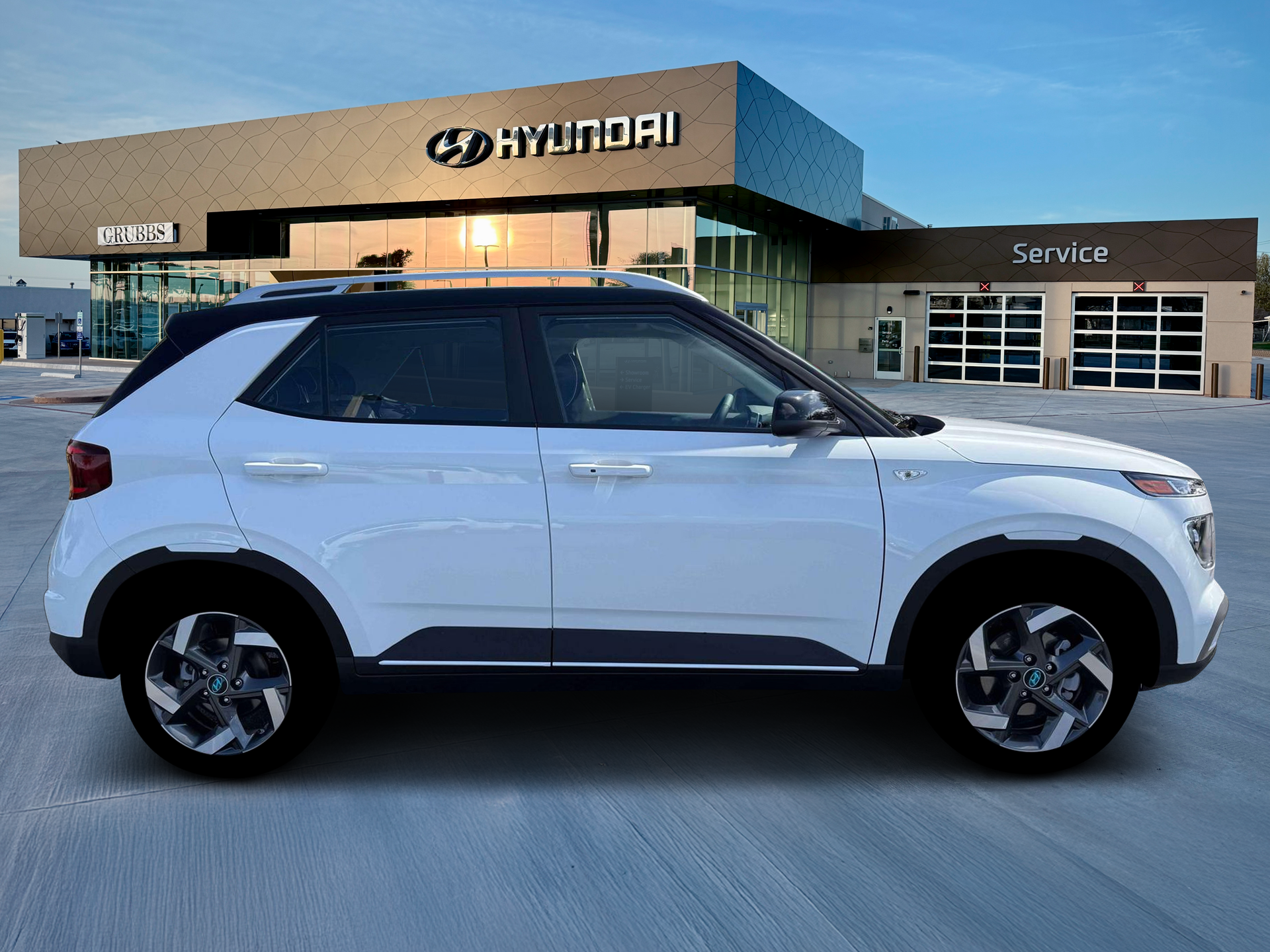 2026 Hyundai VENUE SEL W/Two-Tone Roof