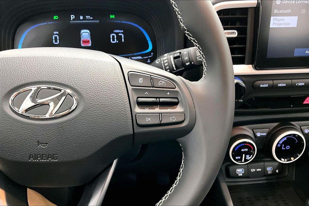 2026 Hyundai VENUE SEL W/Two-Tone Roof
