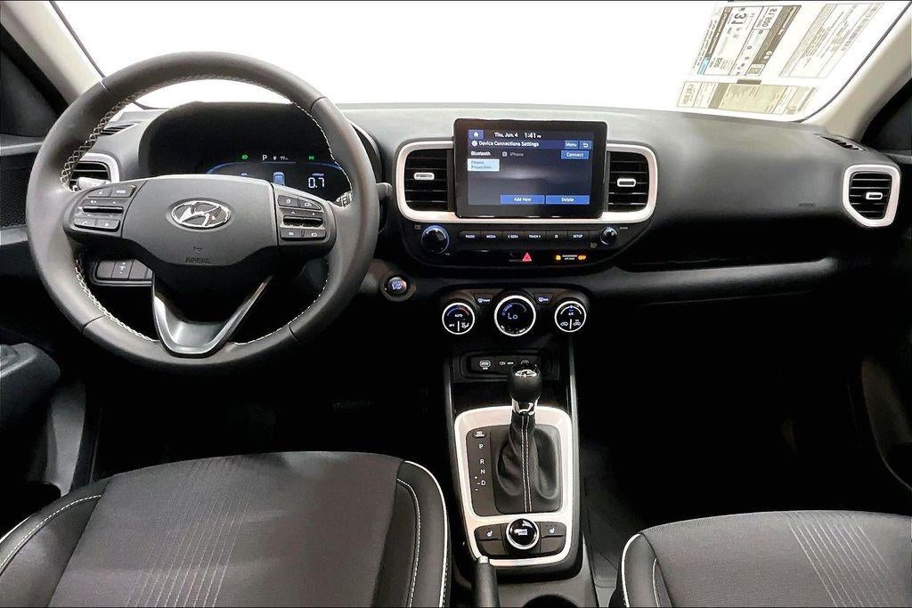 2026 Hyundai VENUE SEL W/Two-Tone Roof