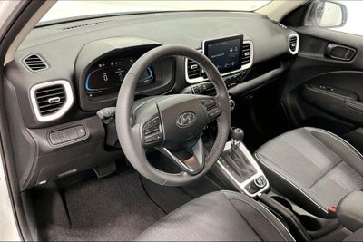 2026 Hyundai VENUE SEL W/Two-Tone Roof