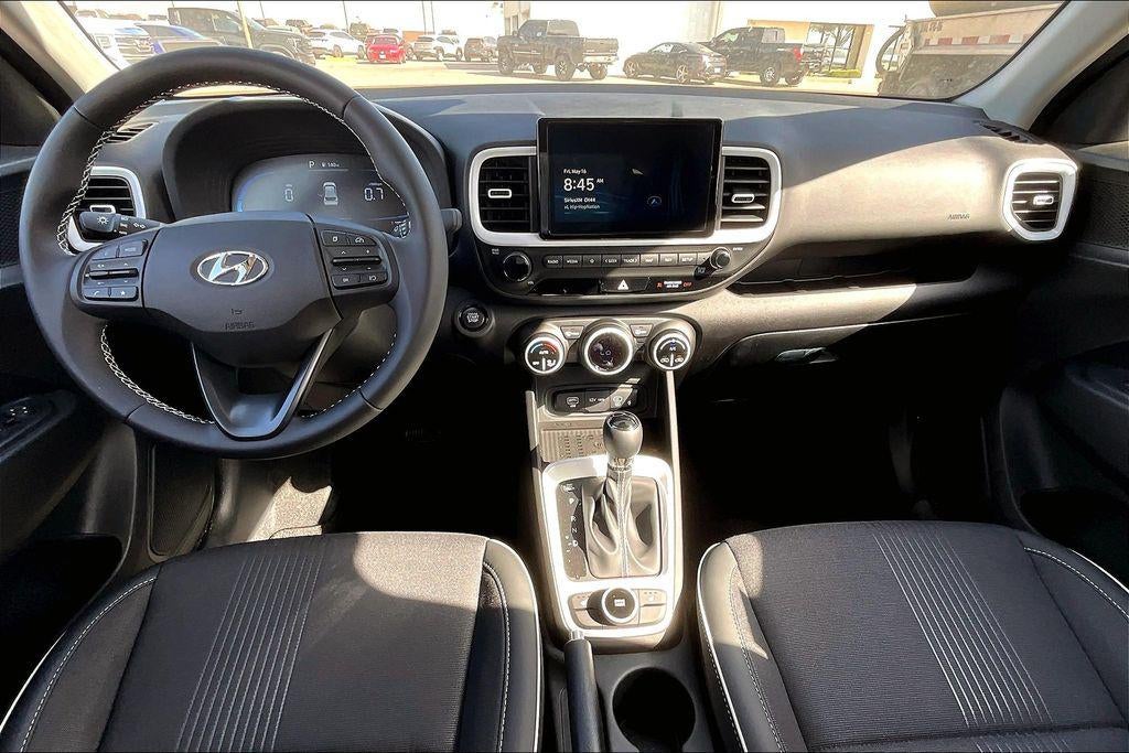 2025 Hyundai VENUE Limited
