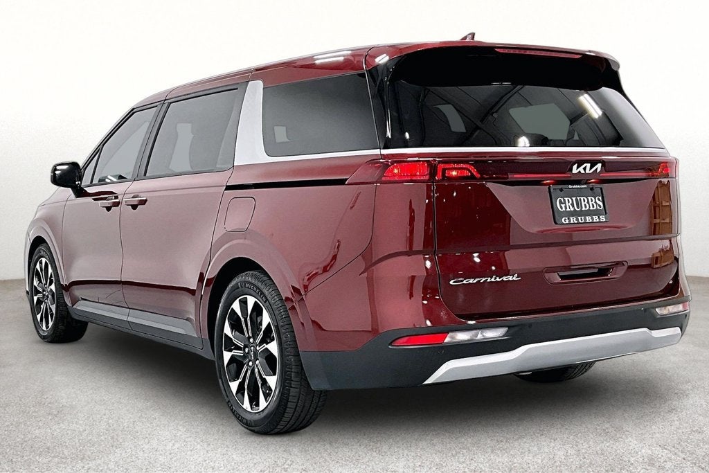 2022 Kia Carnival EX