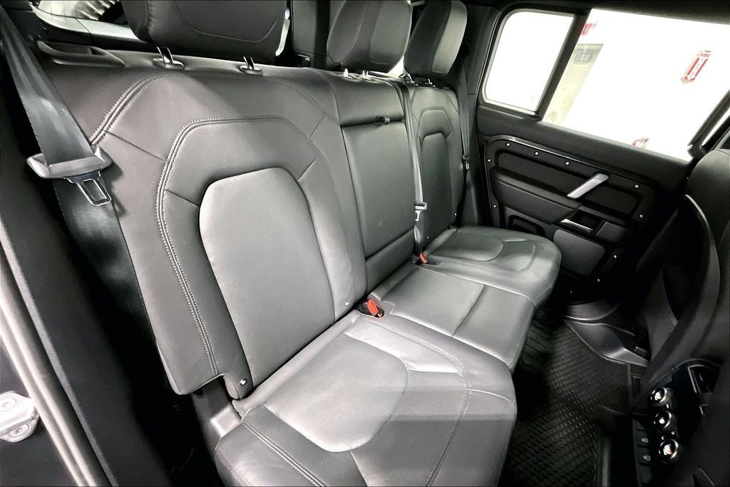 2024 Land Rover Defender 110 Carpathian Edition