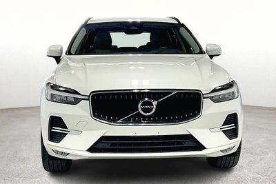 2022 Volvo XC60 B5 Momentum