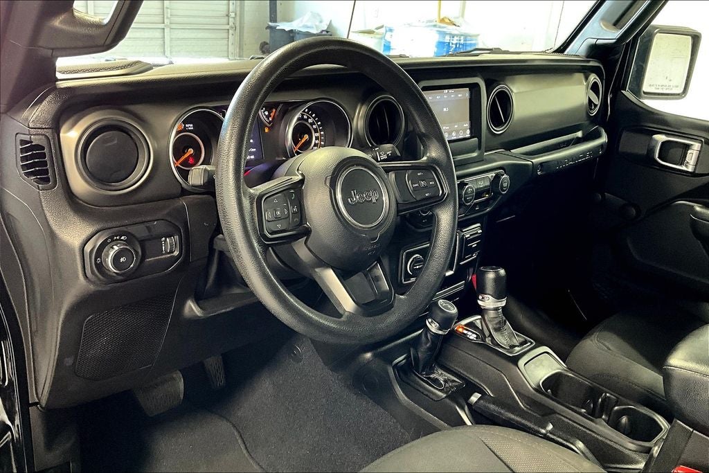 2023 Jeep Wrangler 4-Door Sport 4x4