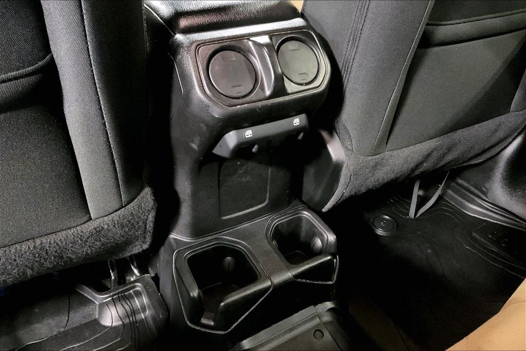 2020 Jeep Wrangler Unlimited Black and Tan 4x4