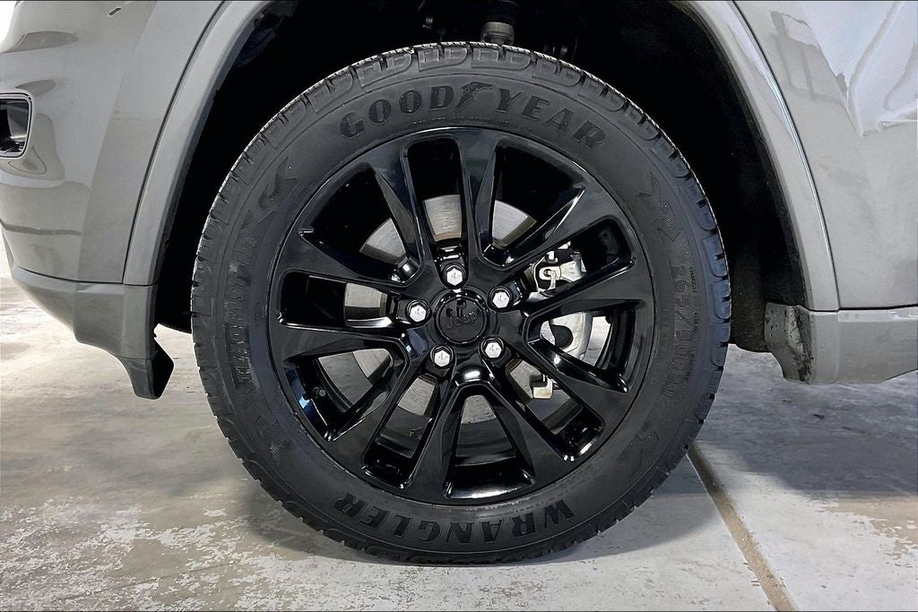 2021 Jeep Grand Cherokee Laredo X 4x4