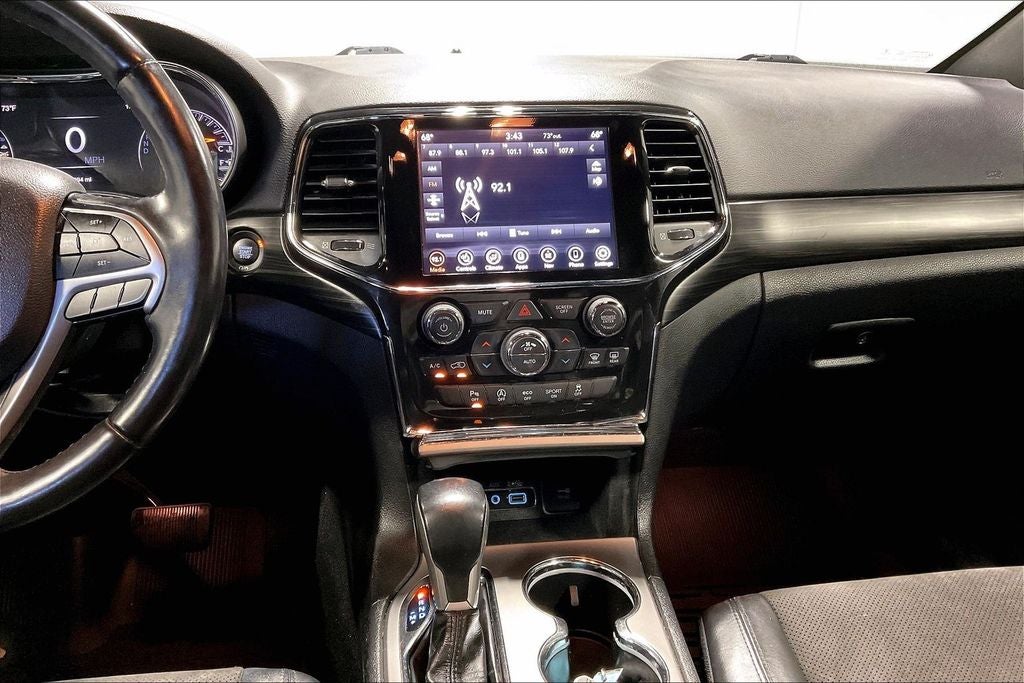 2021 Jeep Grand Cherokee Laredo X 4x4