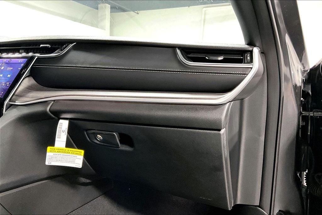 2025 Jeep Grand Cherokee Limited 4x2