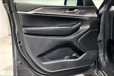 2025 Jeep Grand Cherokee Limited 4x2